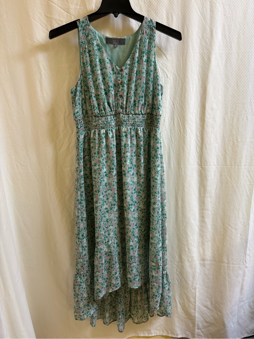 Berkley Jensen Smocked High-Low Sleeveless V-Neck Chiffon Dress Green Pink M EUC